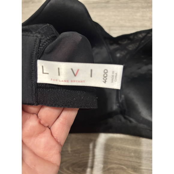 LIVI Lane Bryant Sports Bra 40DD Black Crisscross Front Medium Impact No-Wire - Picture 8 of 8